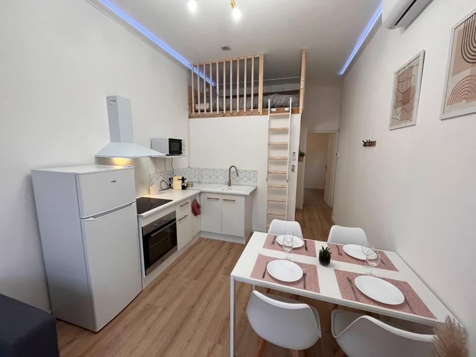 Montsejour - Logement Climatise Netflix, Mezzanine Carcassone Exterior photo